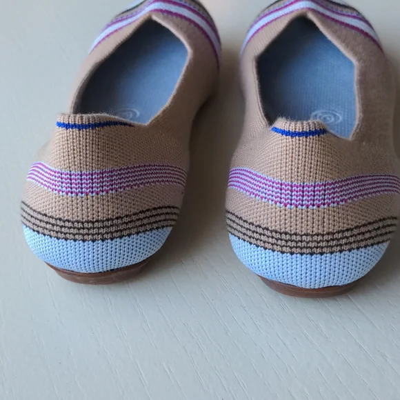 💕 Rothy's Merino Wool Flat in Camel Ribbon Stripe Merino Wool Size 6.5 - Picture 6 of 10